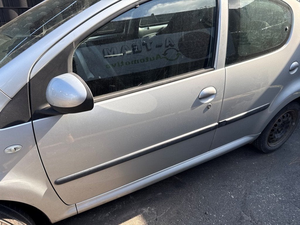 PORTE AVANT GAUCHE Peugeot 107 (01-2005/05-2014), Kontakt-peugeot@peugeot.com, Utilisé, Porte, Avant
