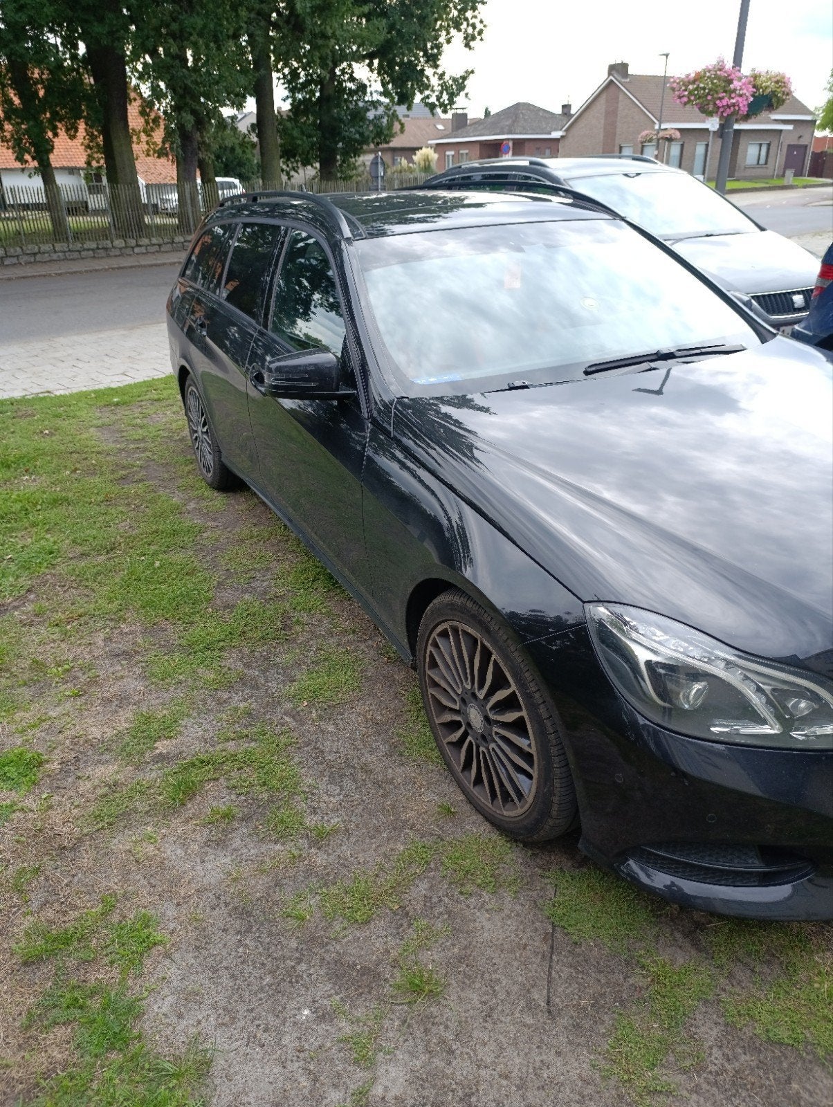 Mercedes E 220 bluetec 120 kw jaar 2015, Auto's, Zwart, Zwart, Leder, Parkeerassistent
