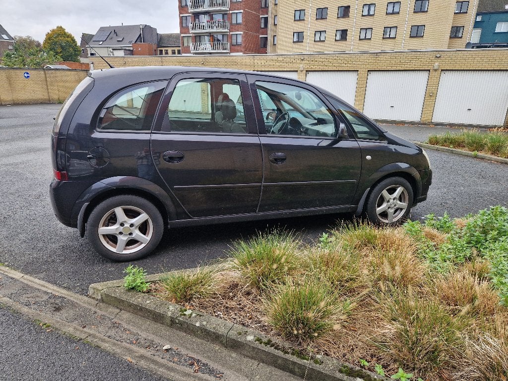 Opel Meriva Essence avec caméra, GPS, Bluetooth, Autos, Achat, Boîte manuelle, 5 portes, Particulier