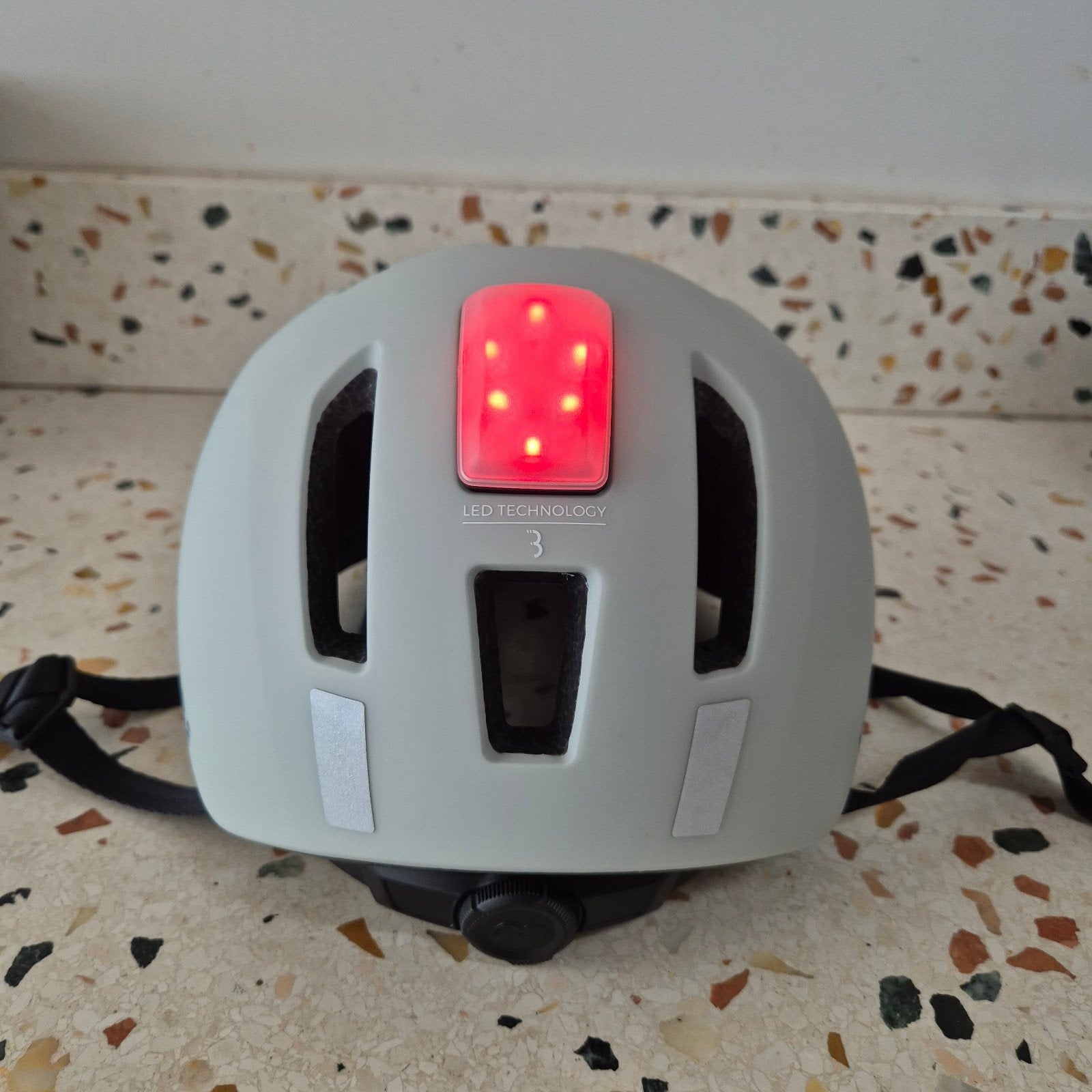 BBB fietshelm met verlichting (maat M) - nieuw - prijs vast, M, Comme neuf, Enlèvement, BBB Cycling