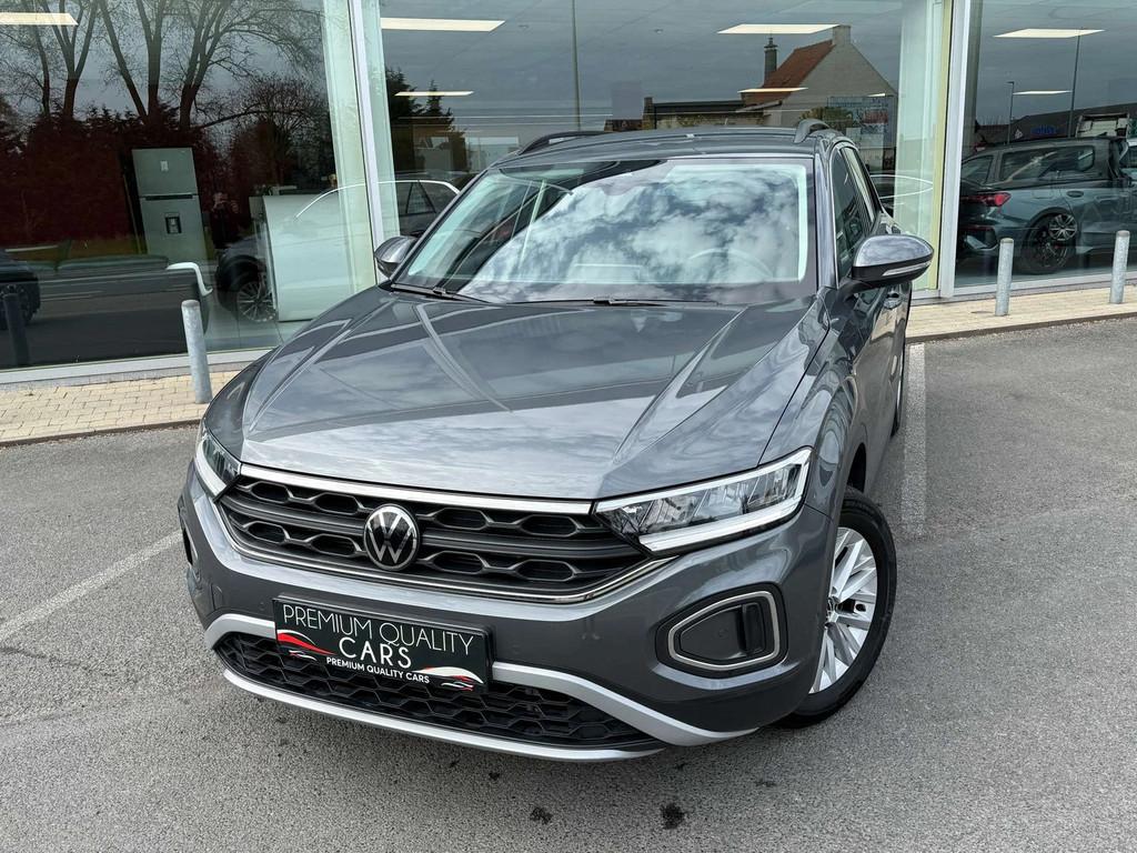 Volkswagen T-Roc CARPLAY / CAMERA / ZETELVERWARMING / NAVIGA, Auto's, Volkswagen, Automaat, Stof, 4 cilinders, Bedrijf