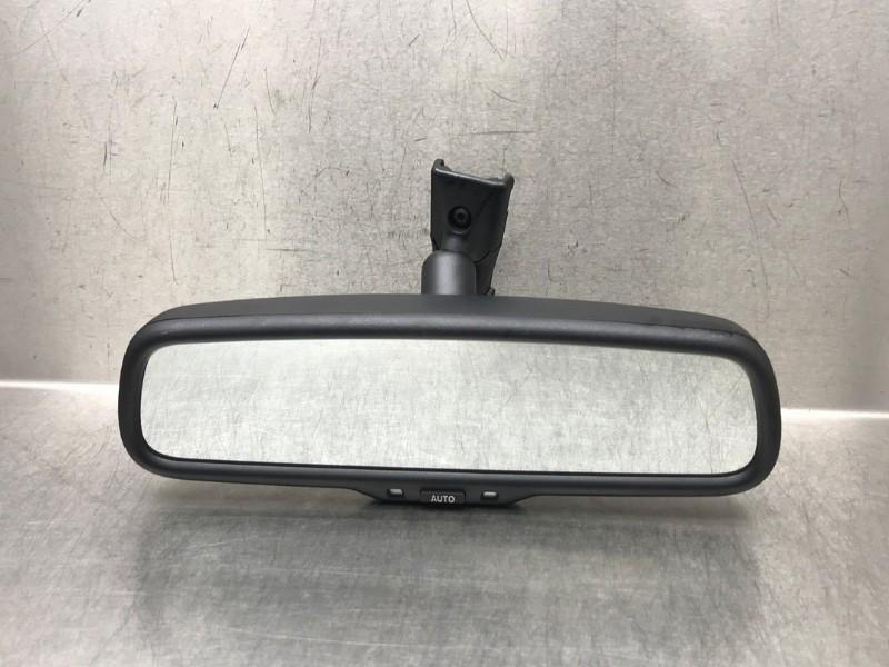 RETROVISEUR INTERIEUR Toyota Auris (E15) (01-2006/09-2012), Dhr. M. Roggen, Toyota, Stadsweg 37 37
9917 PV  WIRDUM GR., NL, Utilisé