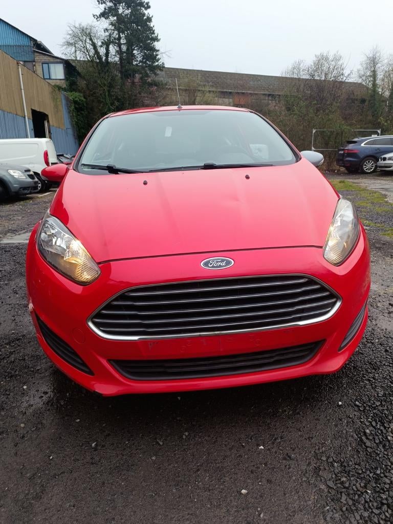 Ford fiesta 2013 diesel 110 000km, Autos, Entreprise, Diesel, Achat