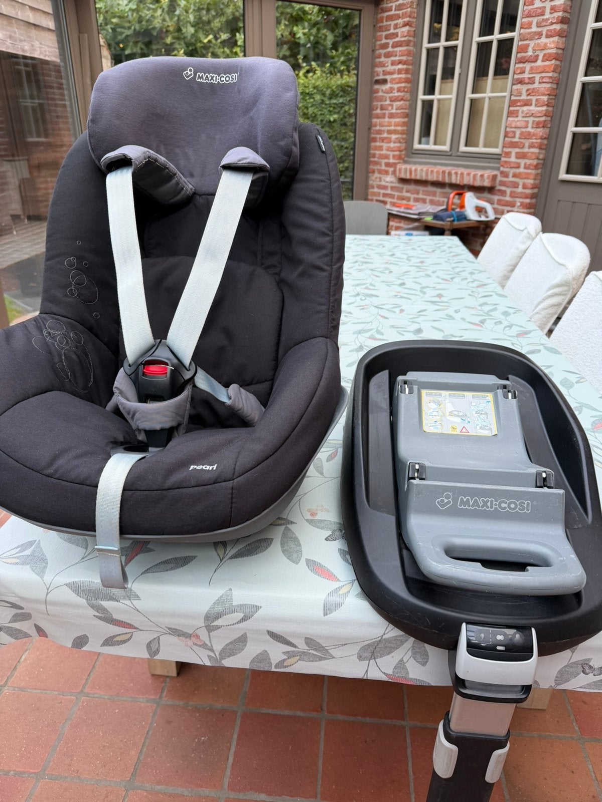 Maxi cosi pearl autostoel + familyfix, Ophalen, Zo goed als nieuw, Maxi-Cosi