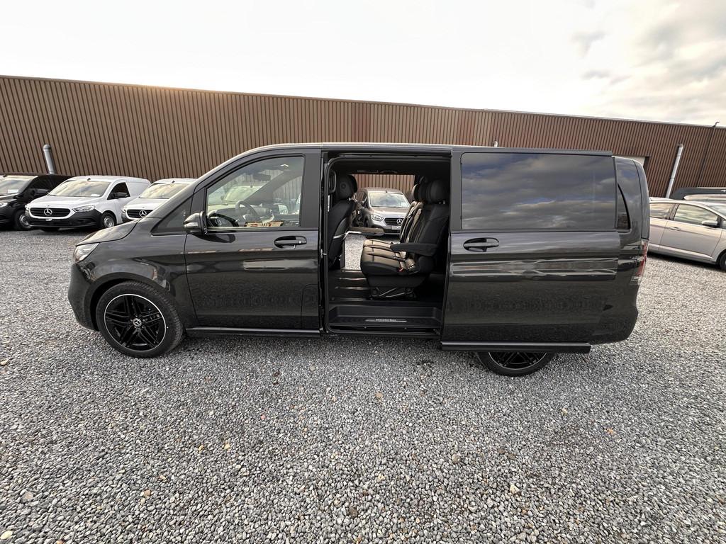 Mercedes-Benz V-klasse V 300 d L2 Exclusive dubbele cabine G, Auto's, Mercedes-Benz, Automaat, Zwart, 4 cilinders, Emergency brake assist