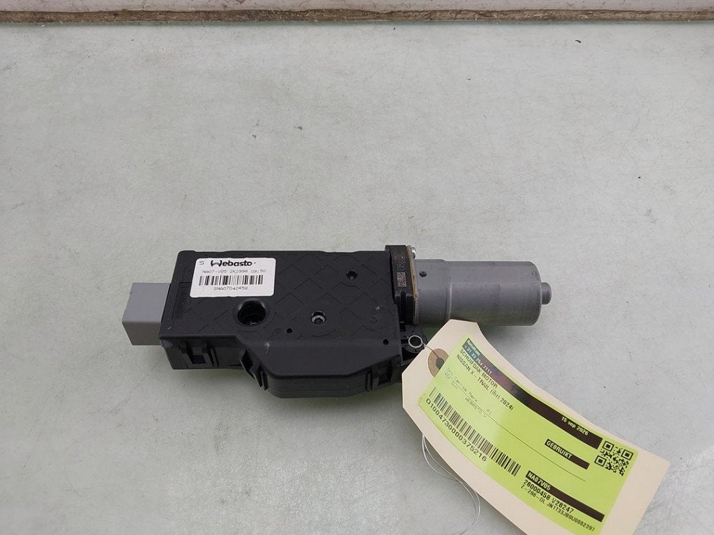 SCHUIFDAK MOTOR Nissan X-Trail (T33) (|NA07V05|912956RA0A|), Gebruikt, Germany@nissan-services.eu, Kronenweg 38
50389  Wesseling, DE