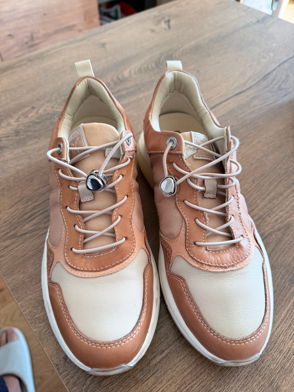 Santiags / Bottes en daim camel - Taille 38 - Portées 2 fois, Vêtements | Femmes, Chaussures, Comme neuf, Enlèvement ou Envoi
