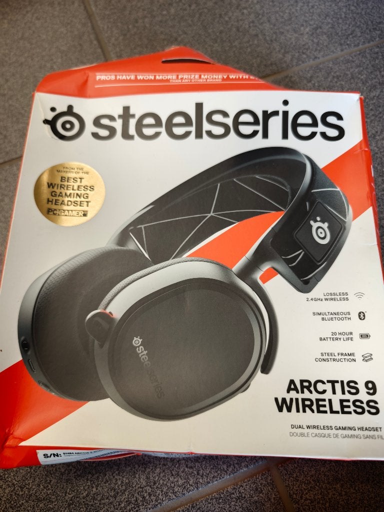Steelseries Arctis 9 draadloze headset, Computers en Software, Headsets, Ophalen, Steel series, On-ear, Draadloos