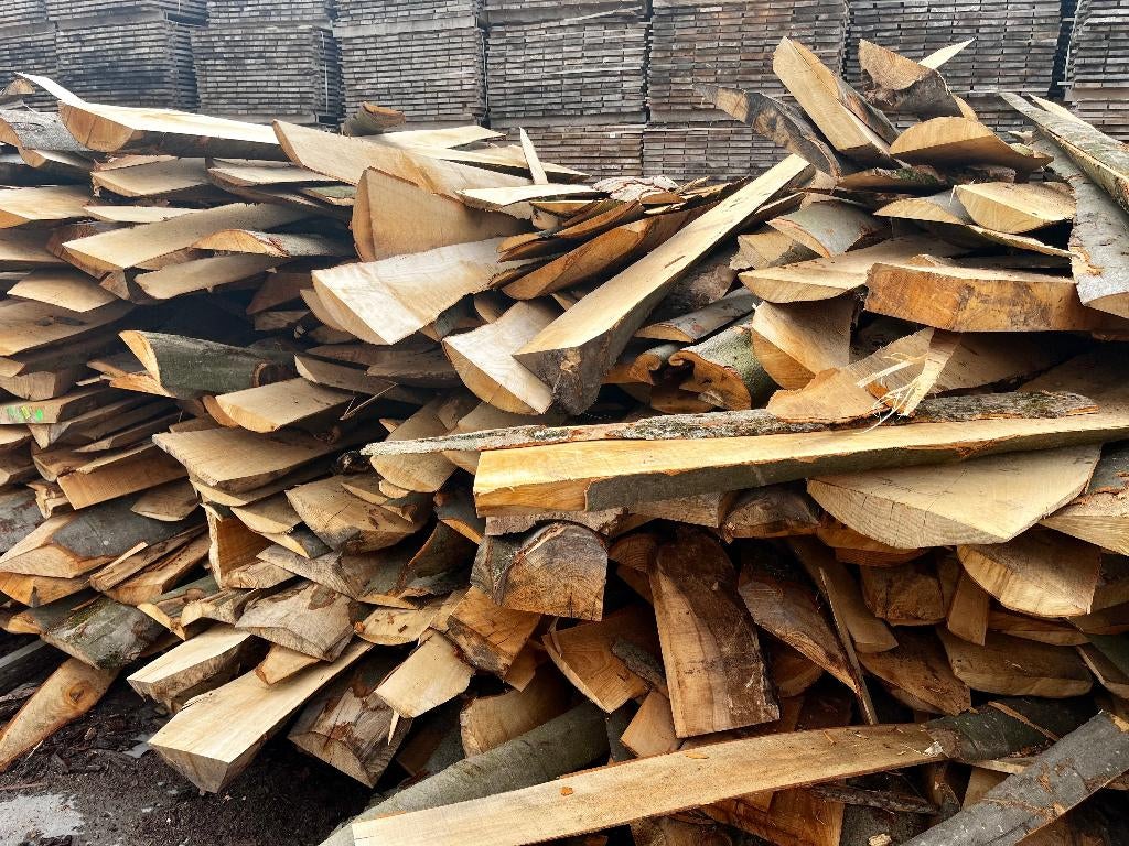 Bois de chauffage en fagots de peuplier ou de hêtre | 20 m³, Jardin & Terrasse, Bois de chauffage, Troncs d'arbres, Hêtre, 6 m³ ou plus
