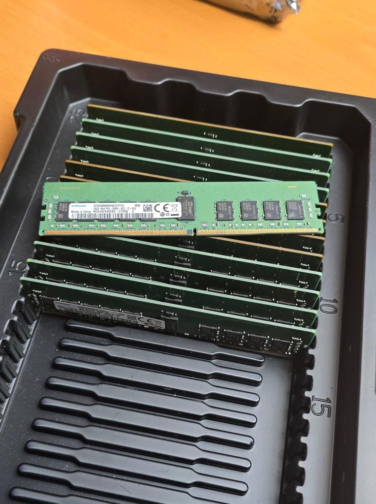 Lot SAMSUNG & SK Hynix DDR4 RDIMM RAM 16GB, Computers en Software, RAM geheugen, Zo goed als nieuw, Server, 16 GB, DDR4, Ophalen