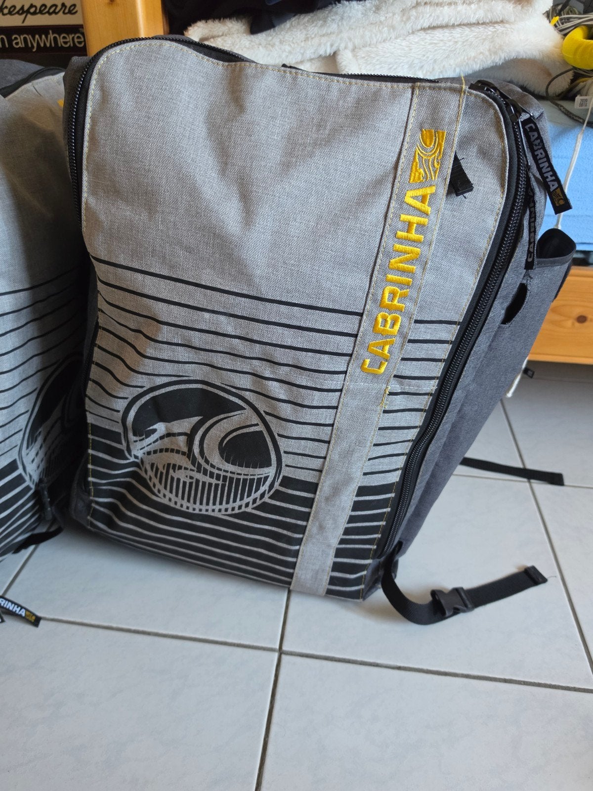 Cabrinha Switchblade 12 vierkante meter, Ophalen, Zo goed als nieuw