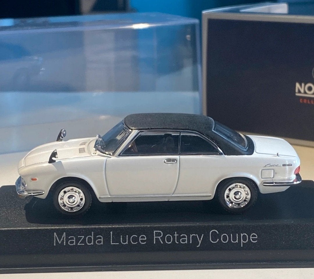 Mazda Luce Rotary Coupé 1969 blanc 1:43 dans une vitrine Nor, Enlèvement ou Envoi, Norev