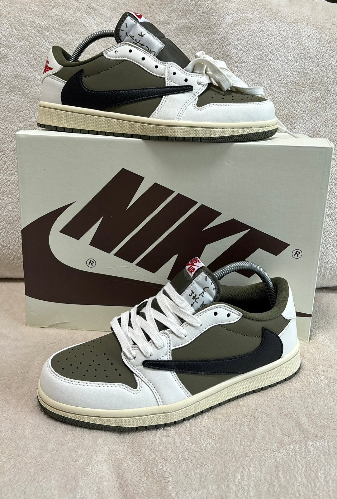 Nike Air Jordan 1 Low x Travis Scott Olive Green– Maat 42, Ophalen of Verzenden, Nieuw, Sneakers
