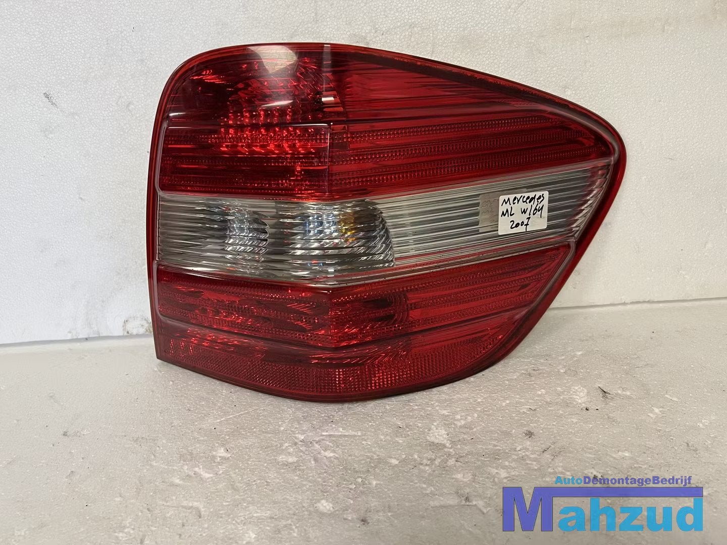MERCEDES ML W164 rechts achterlicht (helder wit) 2005-2012, Auto-onderdelen, Gebruikt, Mercedes-Benz AG, Mercedes-Benz, Mercedesstrasse 120
70372  Stuttgart, DE