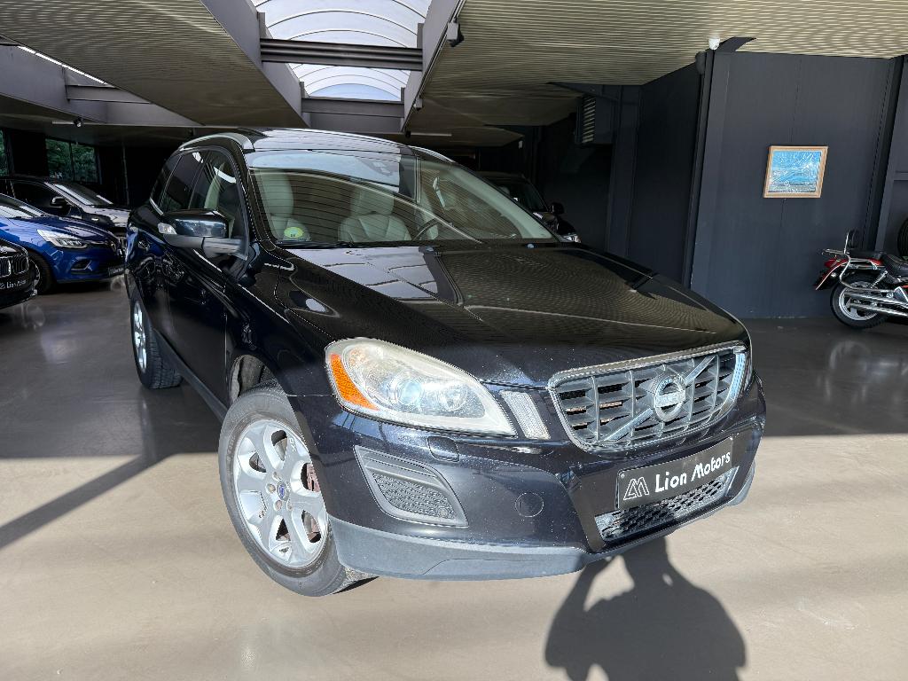 Volvo XC60 2.4 D5 AWD Summum*Leder*Panodak*Navi* 215 pk, Automaat, Euro 5, Beige, Zwart