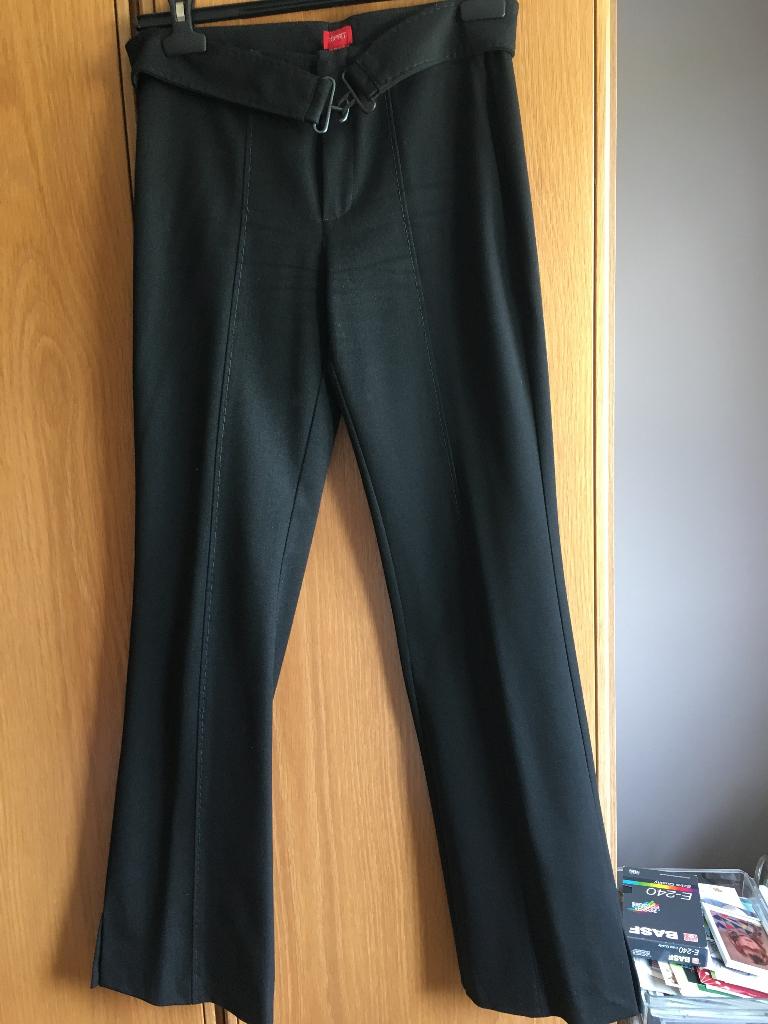 Broek grijs esprit gekleed maat UK6, Vêtements | Femmes, Culottes & Pantalons, Comme neuf, Gris, Longs, Enlèvement ou Envoi