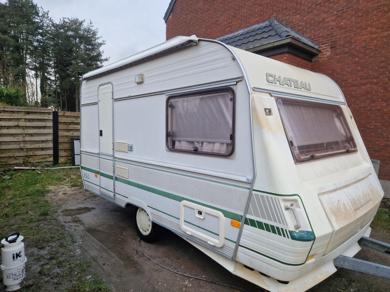 Chateau Caravan, Caravans en Kamperen, Chateau, Rondzit, Tot en met 2, Dwarsbed