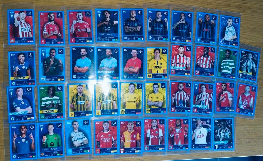 38 topps Champions League stickers blauwe rand 2025/2026, Collections, Enlèvement ou Envoi