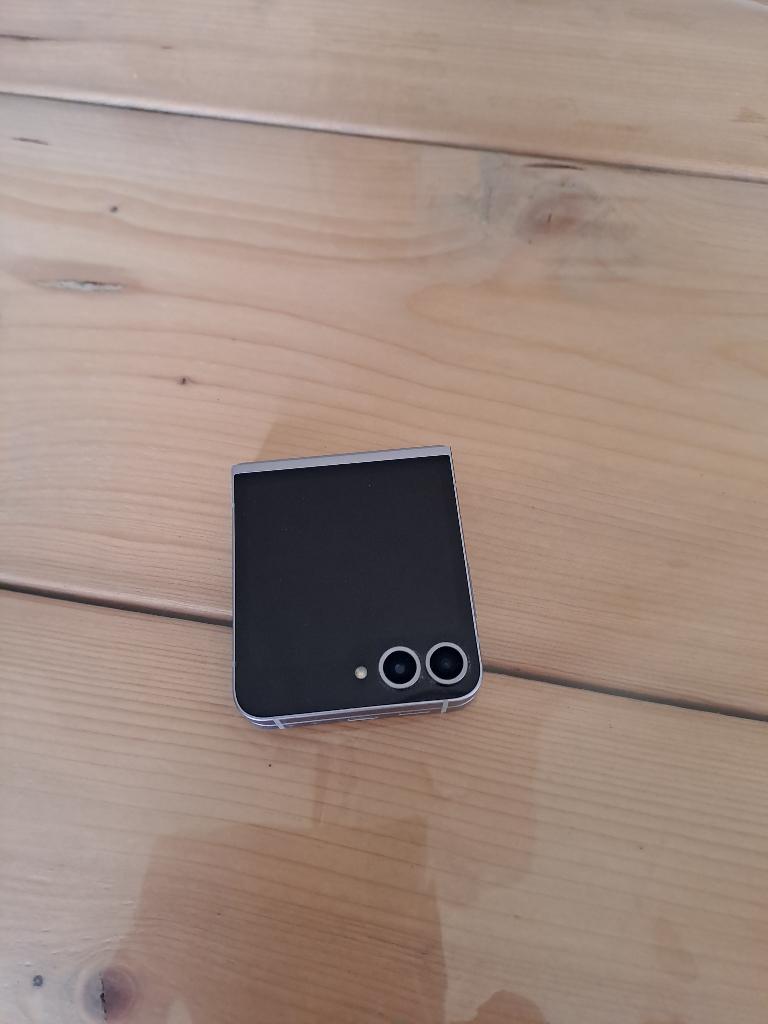 gsm samsung z flip 6, Ophalen, Zo goed als nieuw, Overige modellen