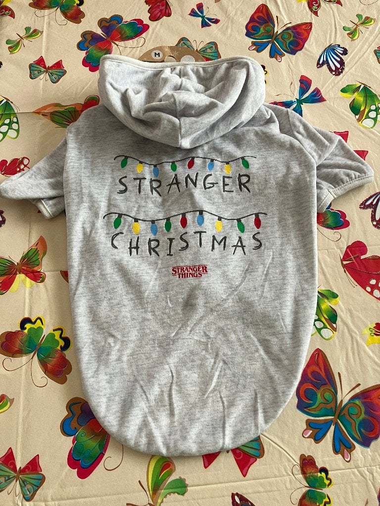 Stranger Things honden kerst trui - Maat M ( Nieuw ), Dieren en Toebehoren, Hondenkleding, Ophalen of Verzenden, Nieuw