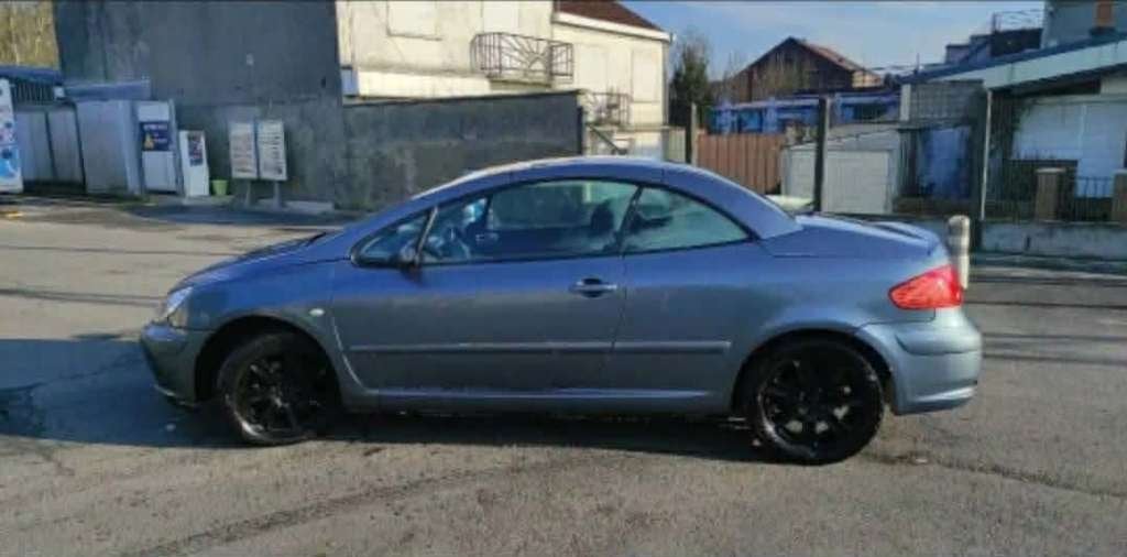 Peugeot 308 Coupé Cabrio, Autos, Argent ou Gris, Cabriolet, Boîte manuelle, Noir