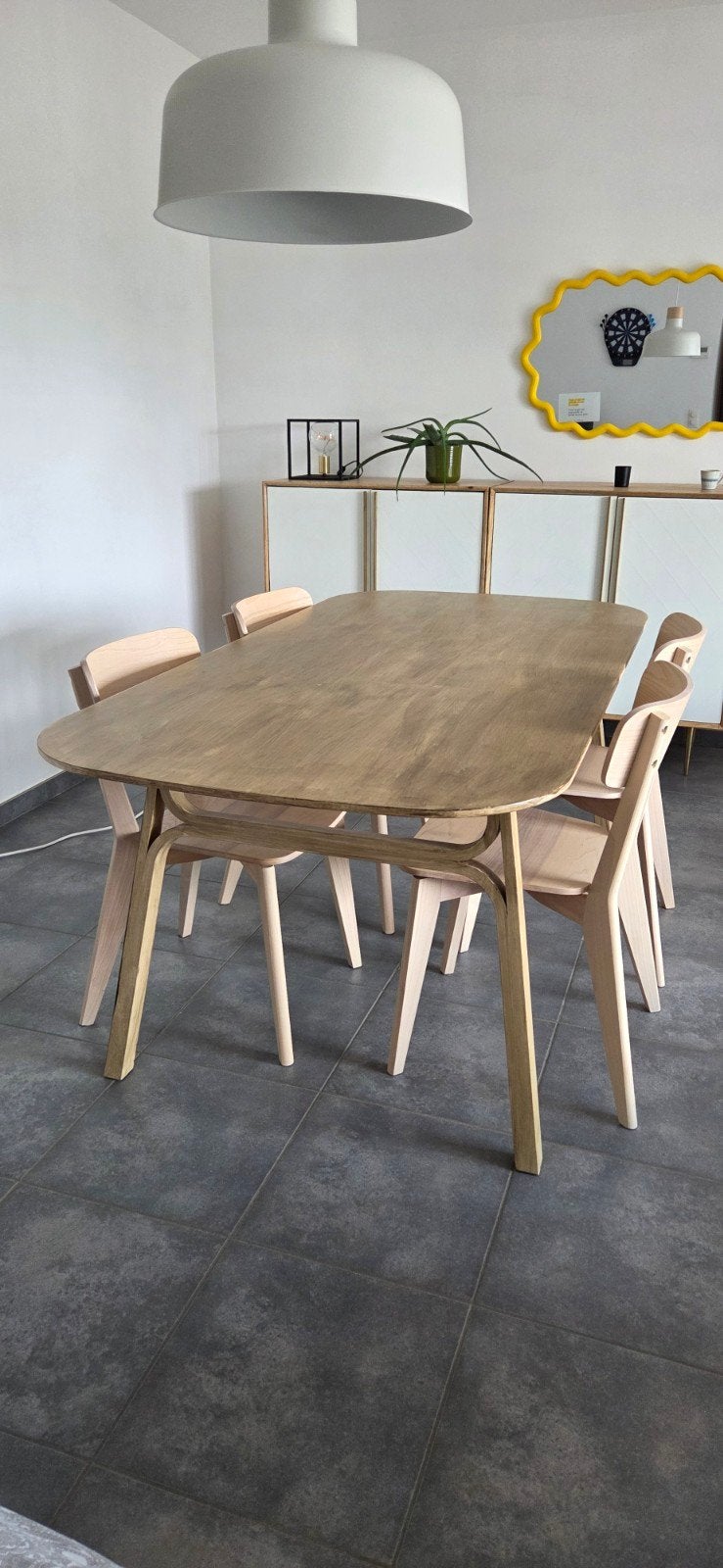 Table salle à manger et chaises, Ophalen