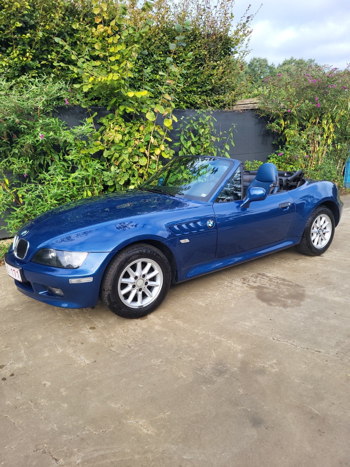 Bmw Z3 68.000 Km. Wide Body, cabrio, roadster in NIEUWSTAAT., Auto's, Cabriolet, Blauw, Leder, Handgeschakeld