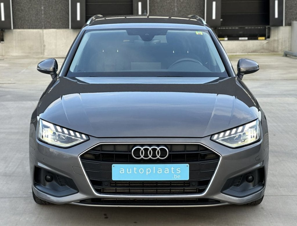 Audi A4 2022 35TFSI 68450km Hybride Matrix koplamp, Auto's, Automaat, Dealer onderhouden, 1984 cc, A4