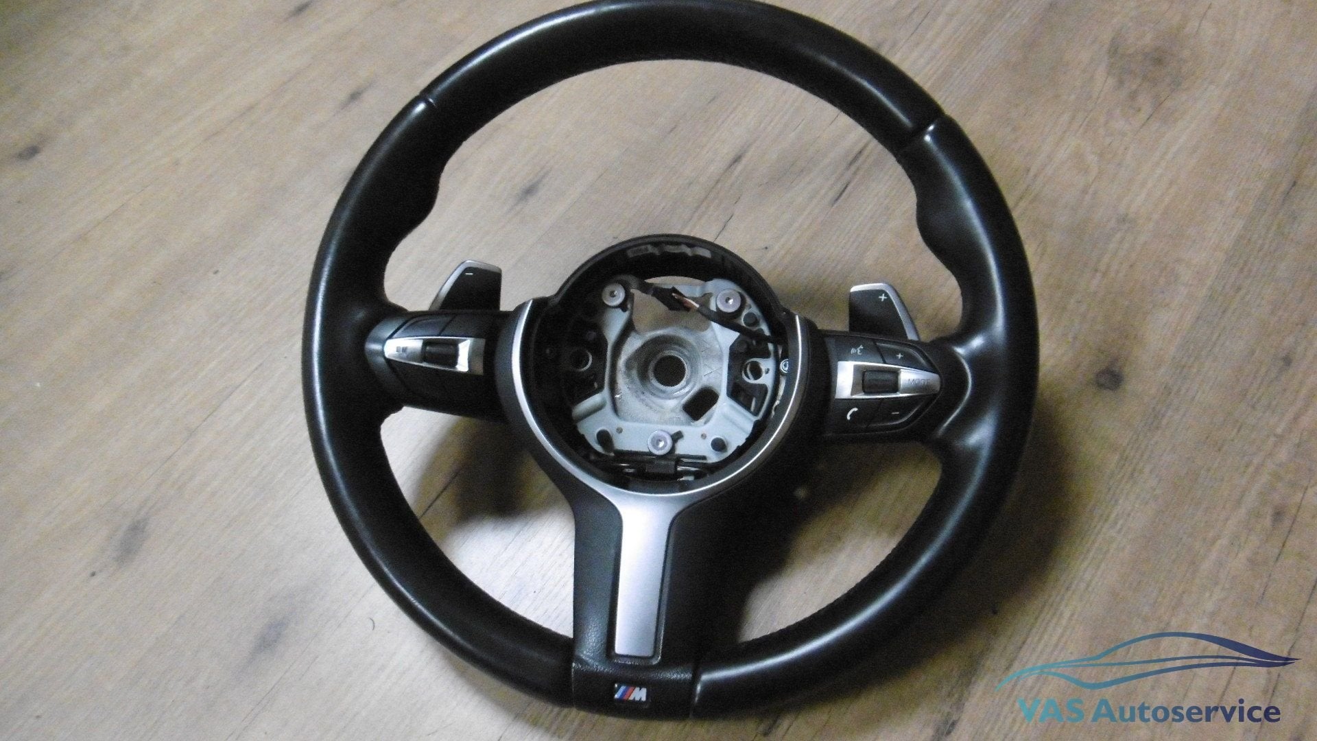 M-sportstuur BMW  1- 2 - 3 - serie    32 30 7 848 338, -, Origine de la pièce connue, Utilisé, -