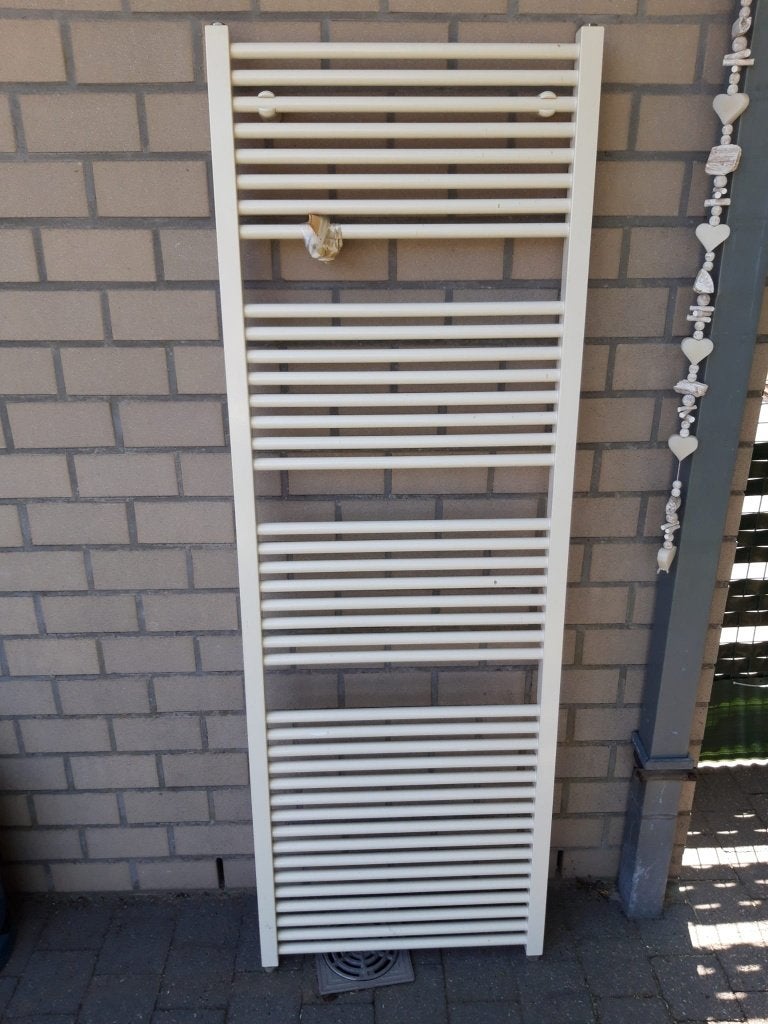 radiator - handdoekdroger, Doe-het-zelf en Bouw, Verwarming en Radiatoren, Ophalen, Radiator, Zo goed als nieuw, 60 tot 150 cm
