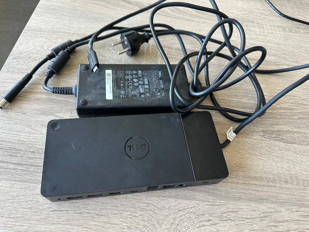 DELL docking station WD19TB en adapter 180W, Ophalen of Verzenden, Dell, Docking station, Gebruikt