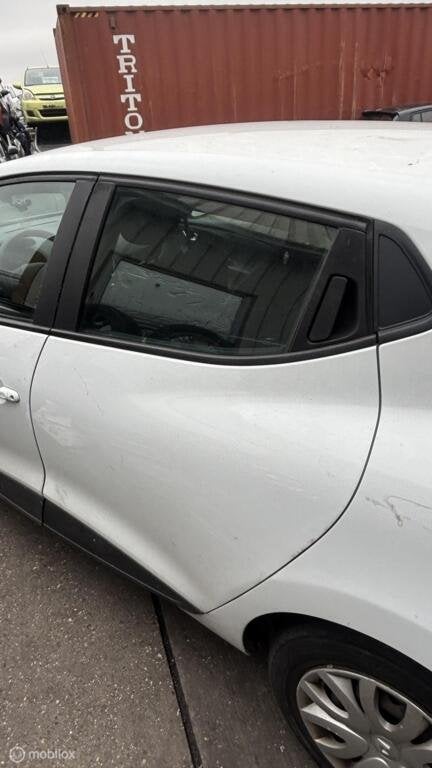 Achterdeur linksachter wit Renault Clio IV ('12-'19), Ophalen, Gebruikt, Achter, Renault
