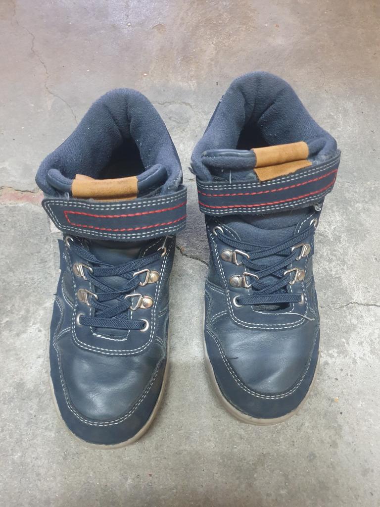 Espadrilles pour garçons, Enfants & Bébés, Enlèvement
