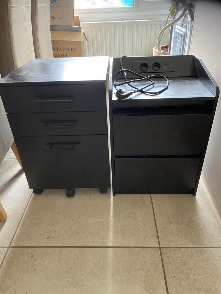 2 zwarte nachtkastjes, Ophalen of Verzenden, Gebruikt