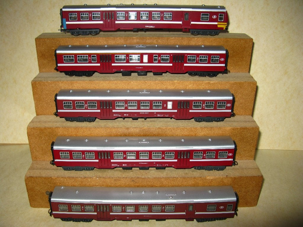 LIMA HO : 5x NMBS verschillende rijtuigen, Hobby en Vrije tijd, Gelijkstroom, Wagon, Ophalen of Verzenden, Zo goed als nieuw