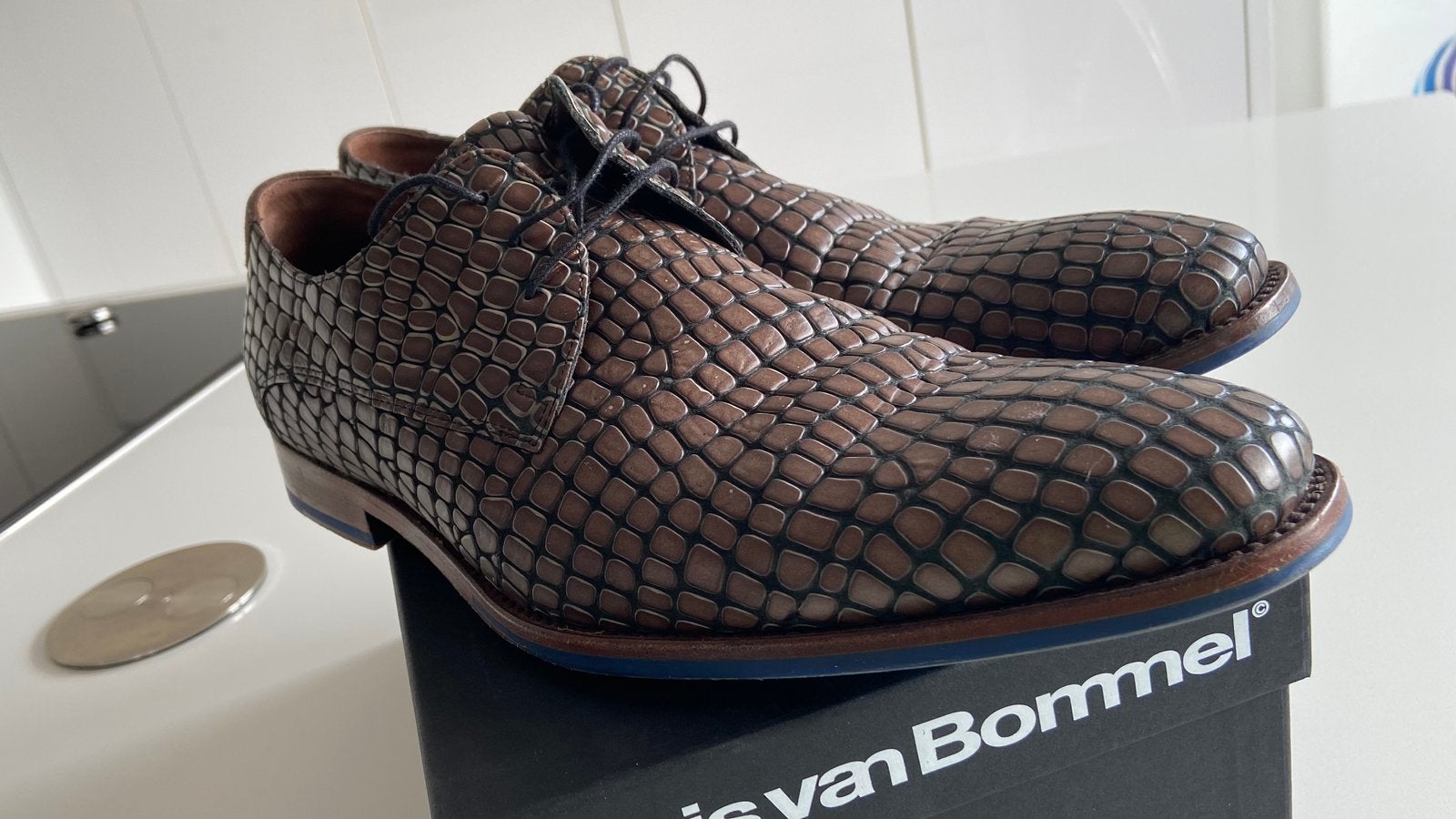Floris Van Bommel Nieuw 42 - 8, Kleding | Heren, Bruin, Ophalen of Verzenden, Zo goed als nieuw, Veterschoenen