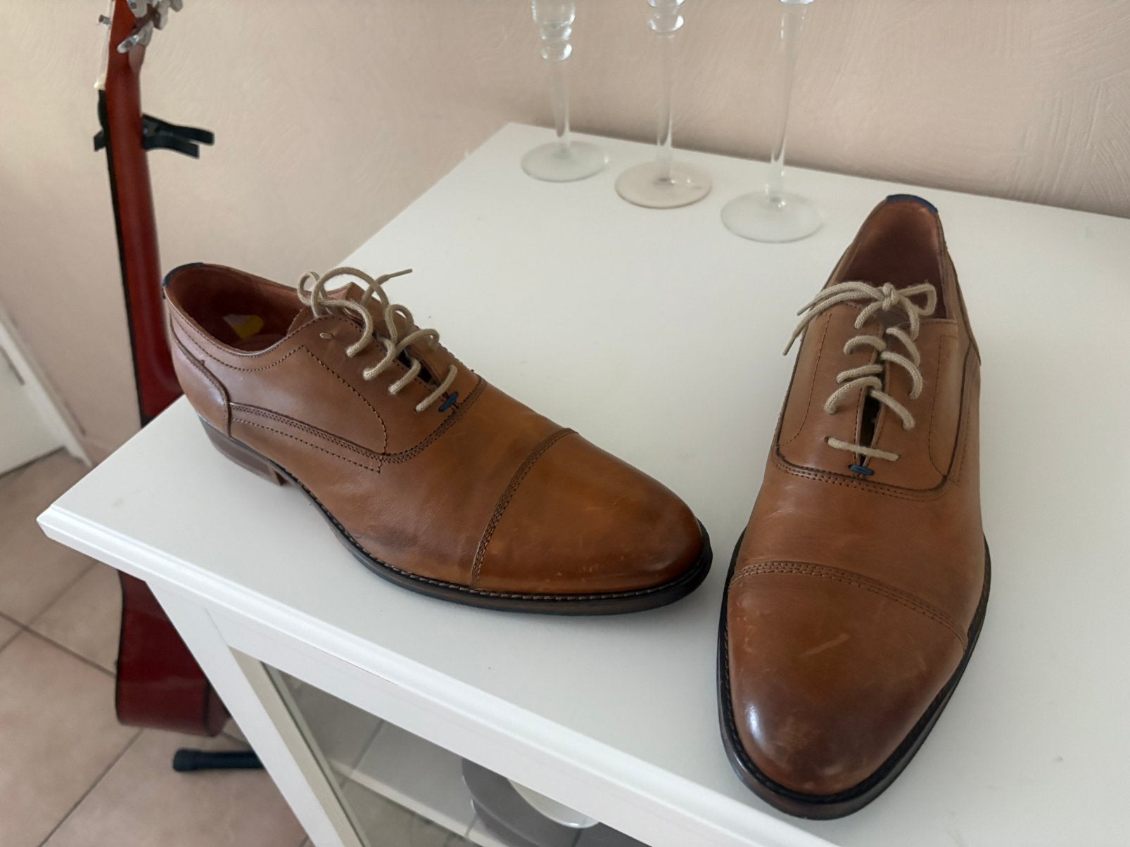 Jolies nouvelles chaussures, Vêtements | Hommes, Chaussures, Neuf, Enlèvement ou Envoi, Chaussures à lacets, Brun