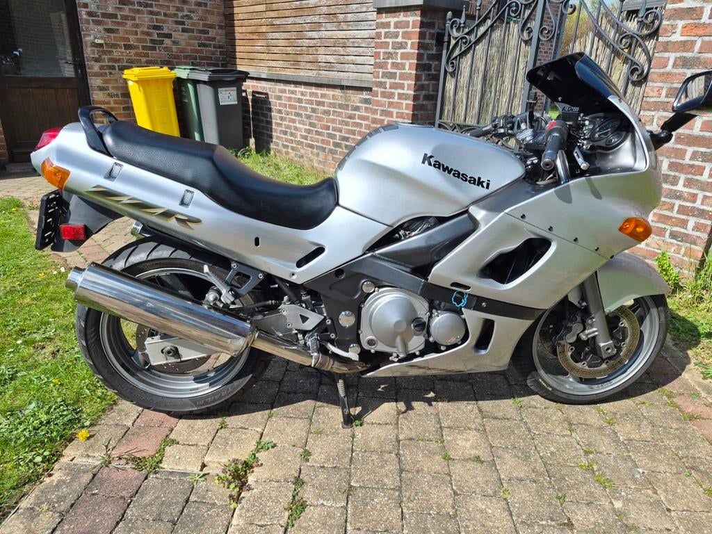 Kawasaki zzr600 2004 70000km klaar om geregistreerd te worde, Motoren, Onderdelen | Kawasaki