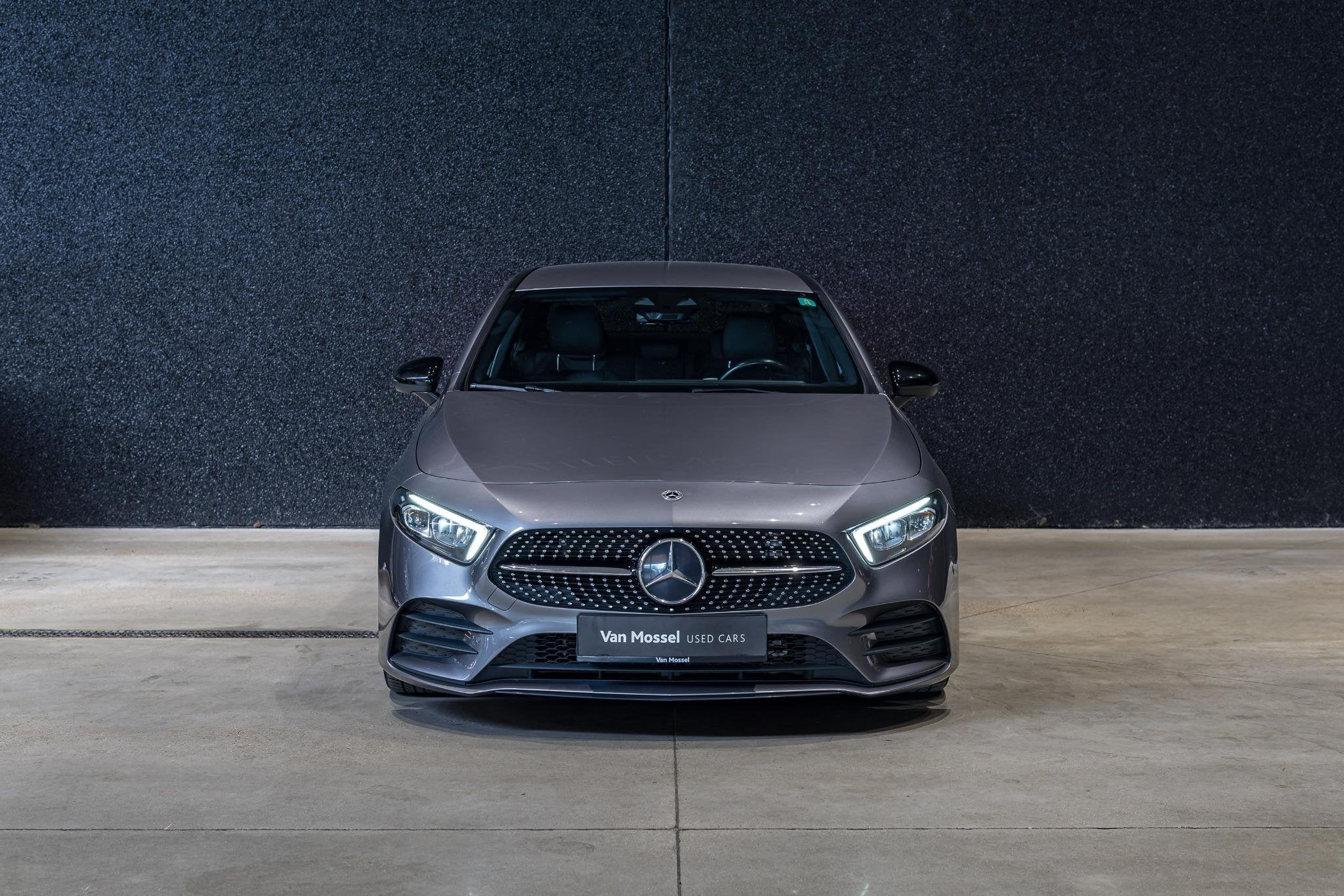 Mercedes-Benz A-Klasse A 180 d Business Line AMG Line | LED, Auto's, Mercedes-Benz, 745 kg, Gebruikt, 4 cilinders, Start-stop-systeem