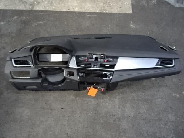 TABLEAU DE BORD BMW 2 serie Active Tourer (F45) (5789701), Mevr. I. Hauben, Utilisé, BMW, Rue de l'Espoir 34 34
4030  GRIVEGNÉE, BE