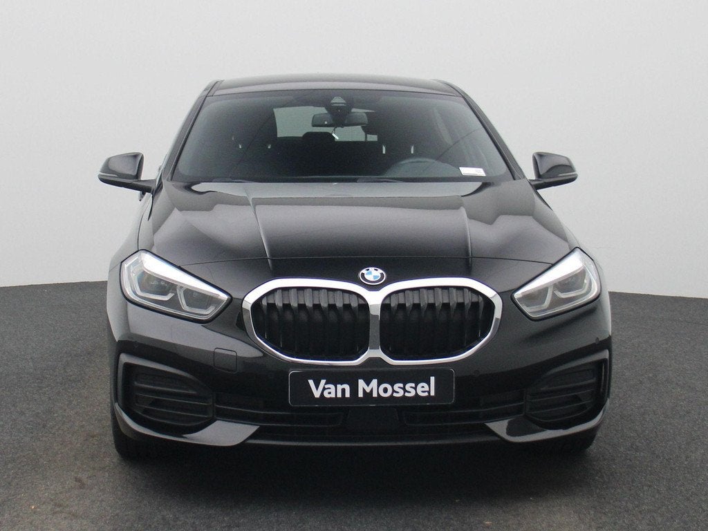 BMW 1 Reeks Hatch 118iA (100 kW), Auto's, Gebruikt, 129 g/km, 136 pk, Zwart