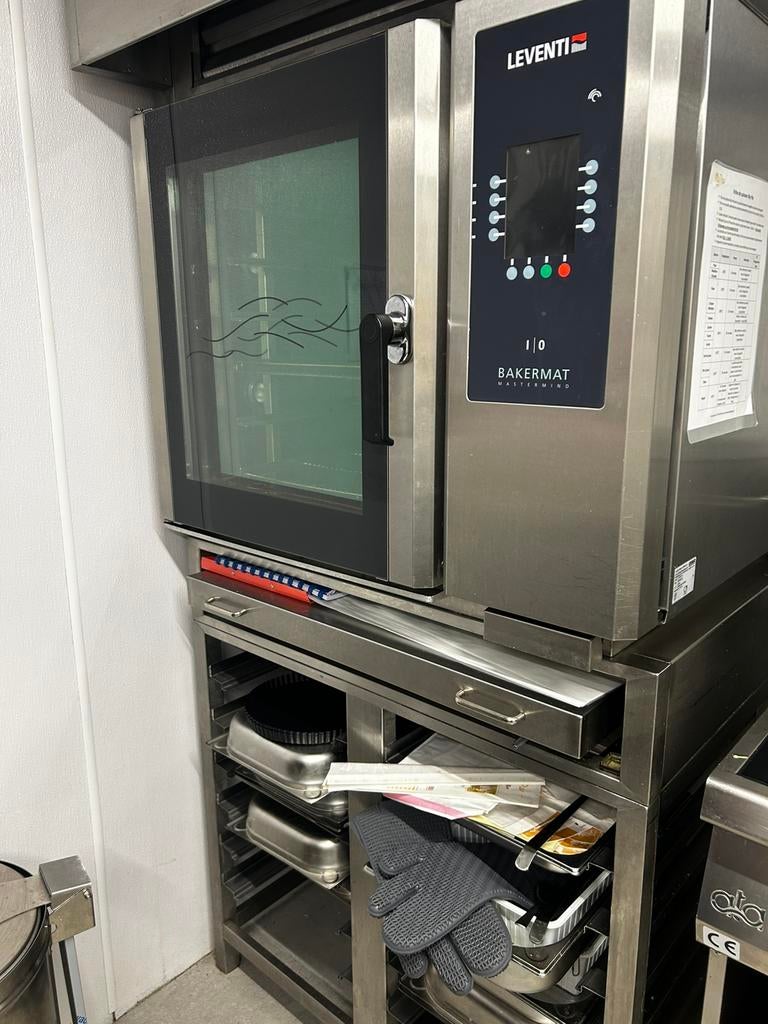 four a cuison vapeur boulangerie etc.. levens 380 v, Electroménager, Fours, Enlèvement ou Envoi, Vapeur, Four