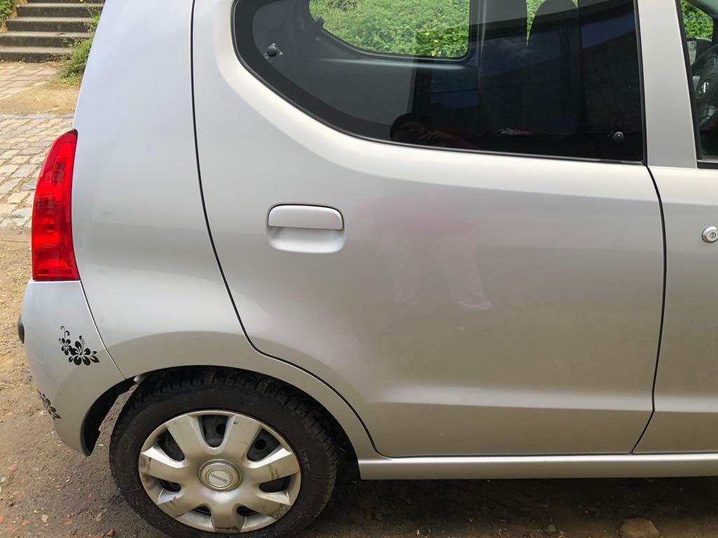 NISSAN, Autos, Nissan, Achat, 4 portes, Entreprise, Boîte manuelle