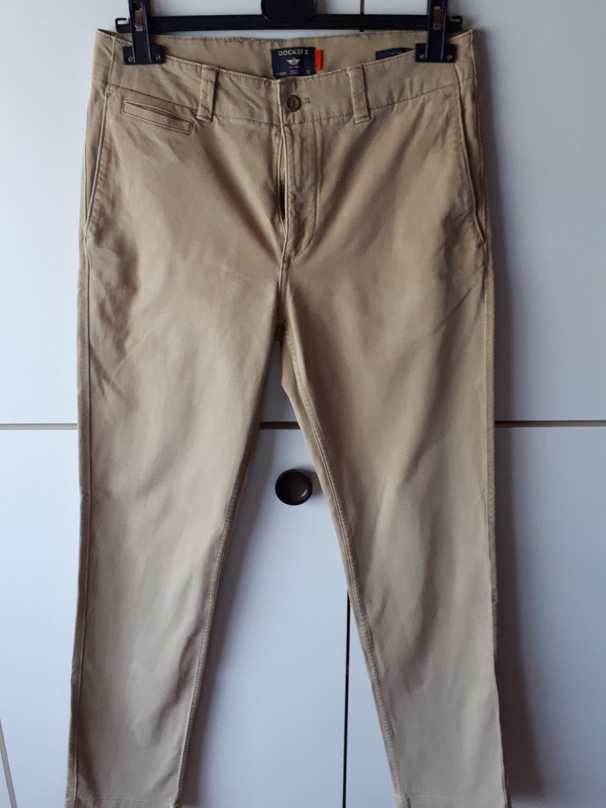 Mooie zomer herenbroek Dockers mt M, Vêtements | Hommes, Pantalons, Enlèvement ou Envoi