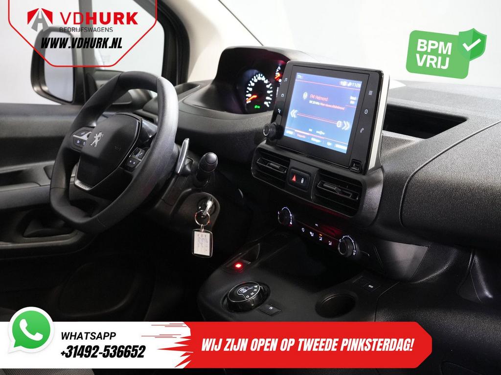 Peugeot Partner 1.5 HDI 130 pk Aut. L2 NL Auto/ 3Pers./ Carp, Auto's, Bestelwagens en Lichte vracht, Automaat, Parkeersensor, Wit