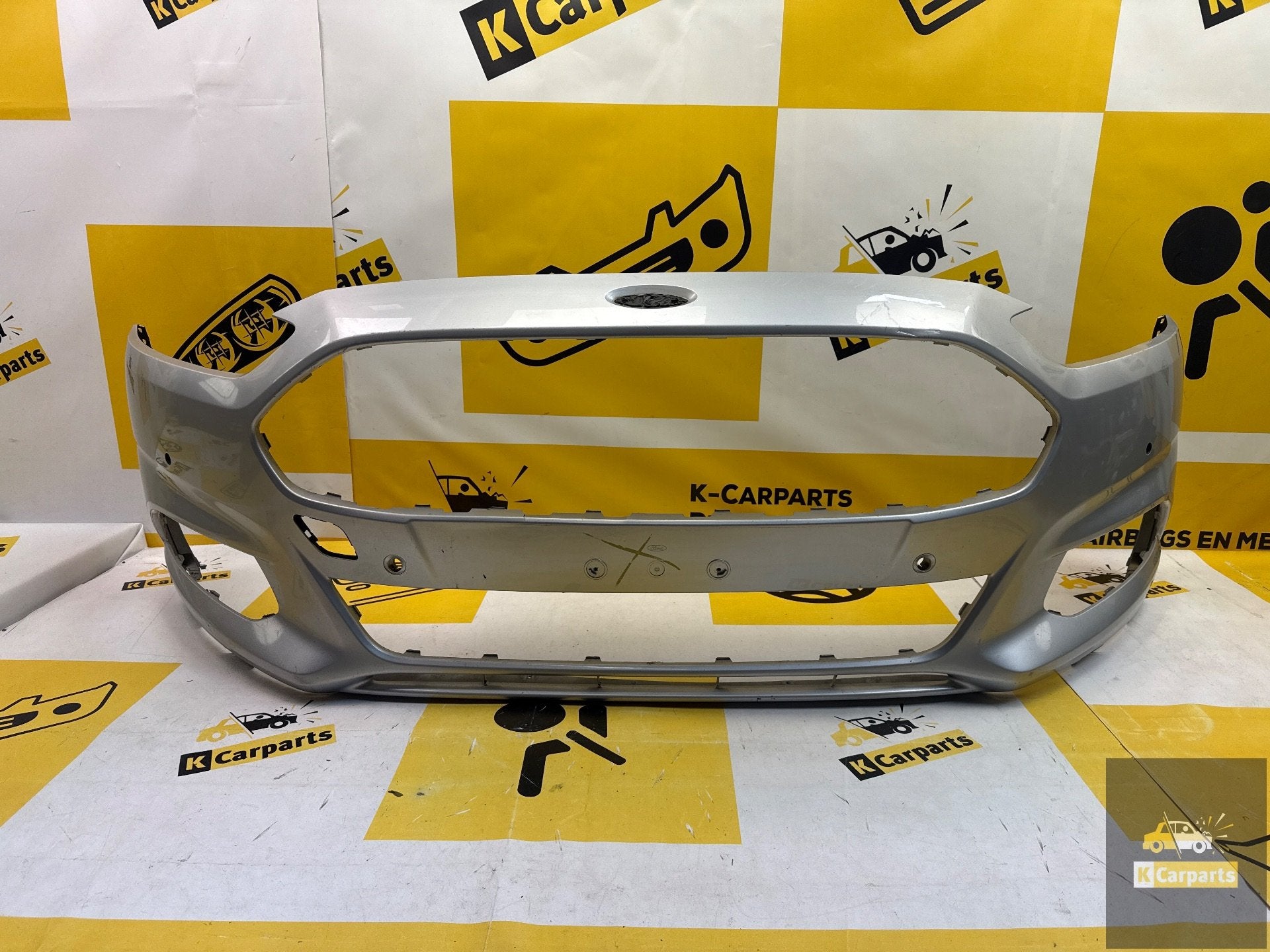 Voorbumper Ford mondeo mk5 PDC 2014+ ds7v-17D957-B, Gebruikt, Voor, Info@ford.com, Ford