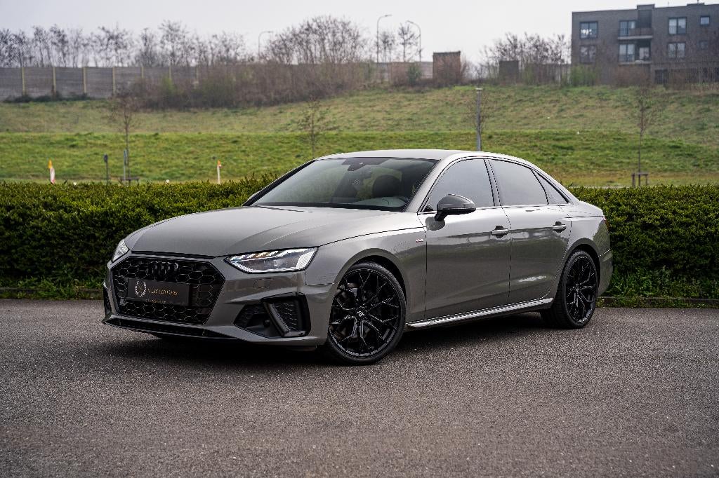 Audi A4 *S-Line*Matrix*Carplay*Virtual Cockpit*CornerLight, Auto's, Audi, 4 deurs, 1984 cc, A4, Android Auto