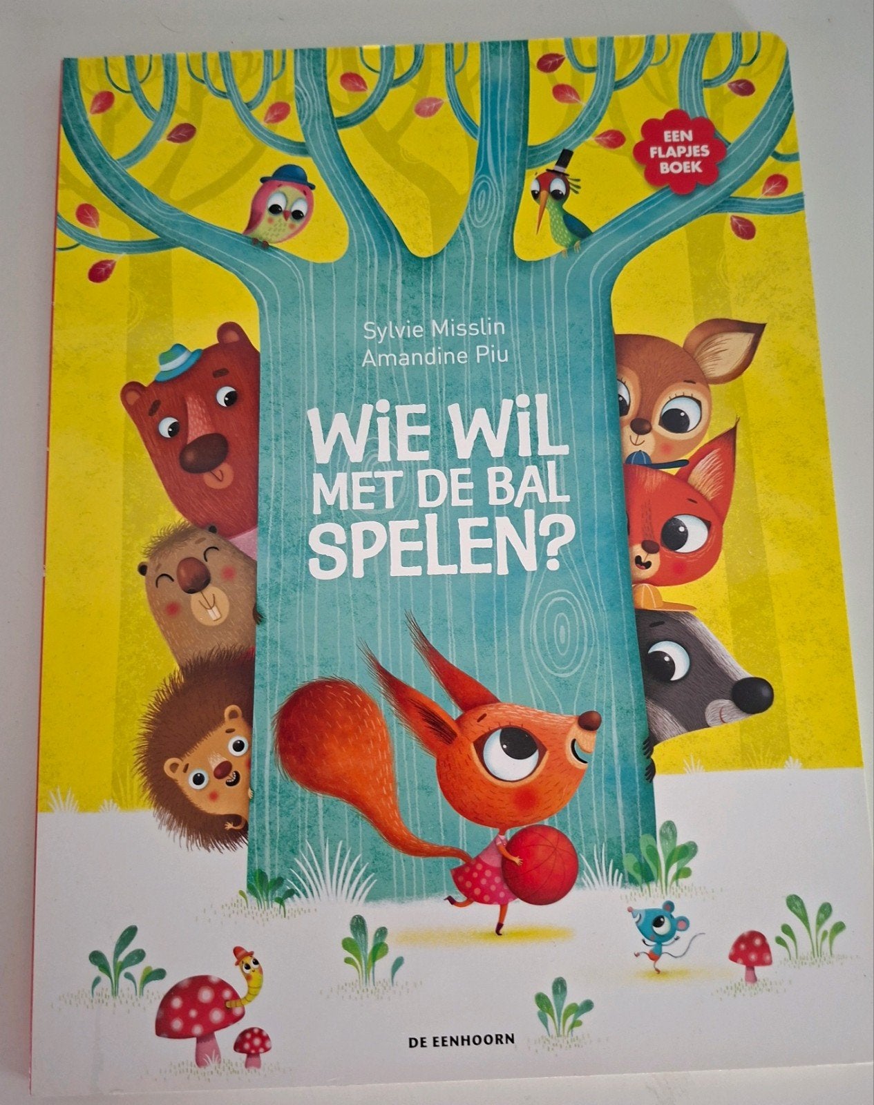 Prentenboek : wie wil met de bal spelen, Ophalen of Verzenden, Prentenboek