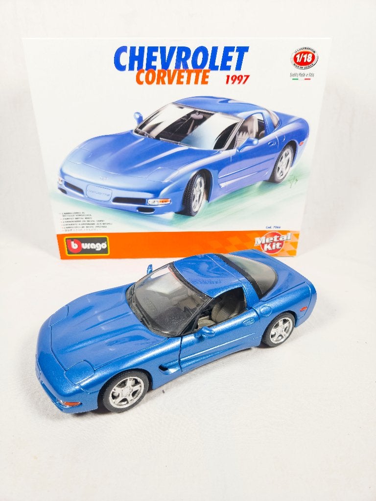 Burago Chevrolet Corvette C5 (1997) - Doos & Extra's, Enlèvement, Utilisé, Voiture, Burago
