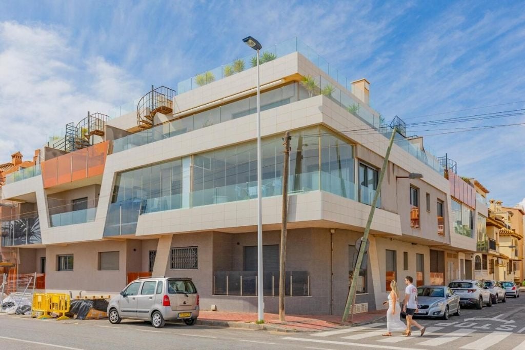 Modern appartement op 200m/zee in Torrevieja, Immo, Torrevieja, Spanje, 111 m², 3 kamers